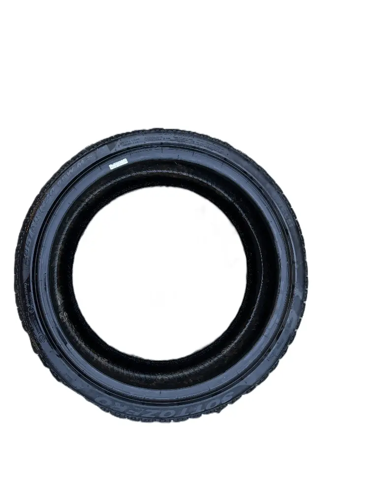 Pirelli SottoZero | 285/30R20 99W | Eenheid
